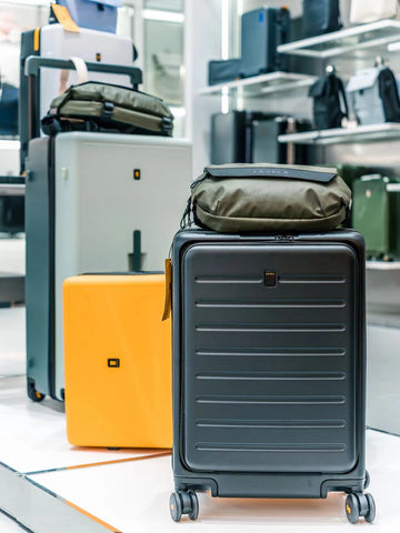 The Ultimate Guide to Aluminum Carry-On Suitcases: Stylish, Durable, and Functional Travel Companions