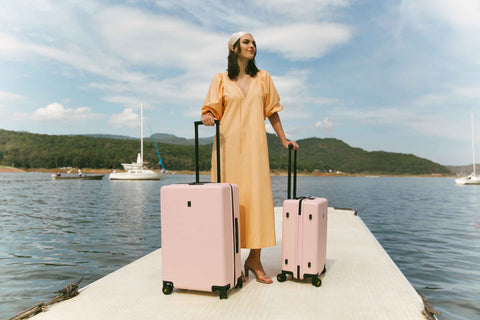 Travel Smarter, Not Harder: Unveiling the Benefits of Women's Carry-On Suitcases