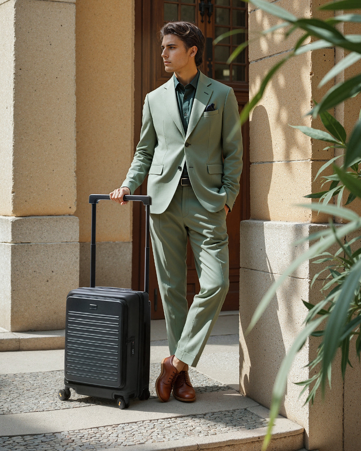 Adventurer Carry-On 20''
